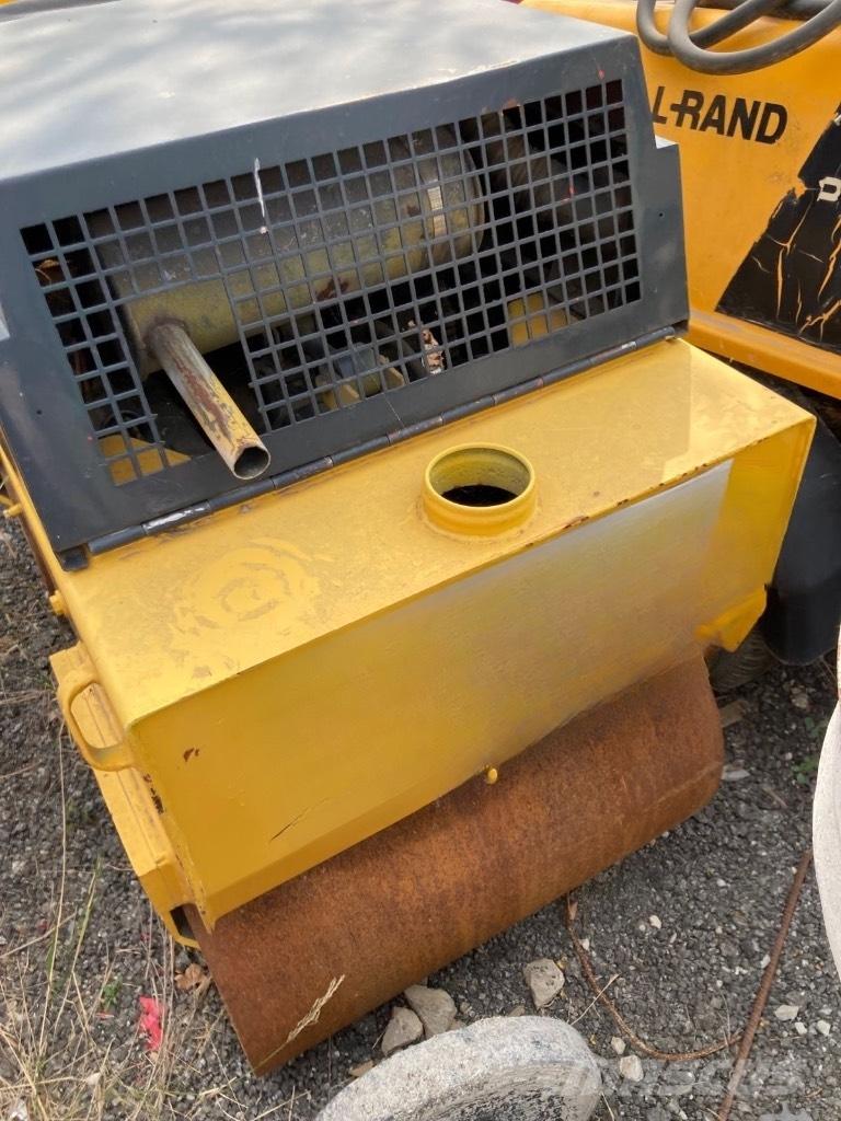 Bomag BW 75 AD 双轮压路机