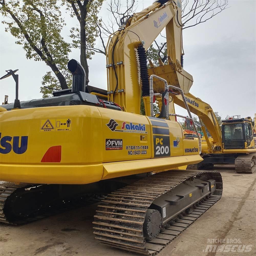 Komatsu PC 200 履带挖掘机