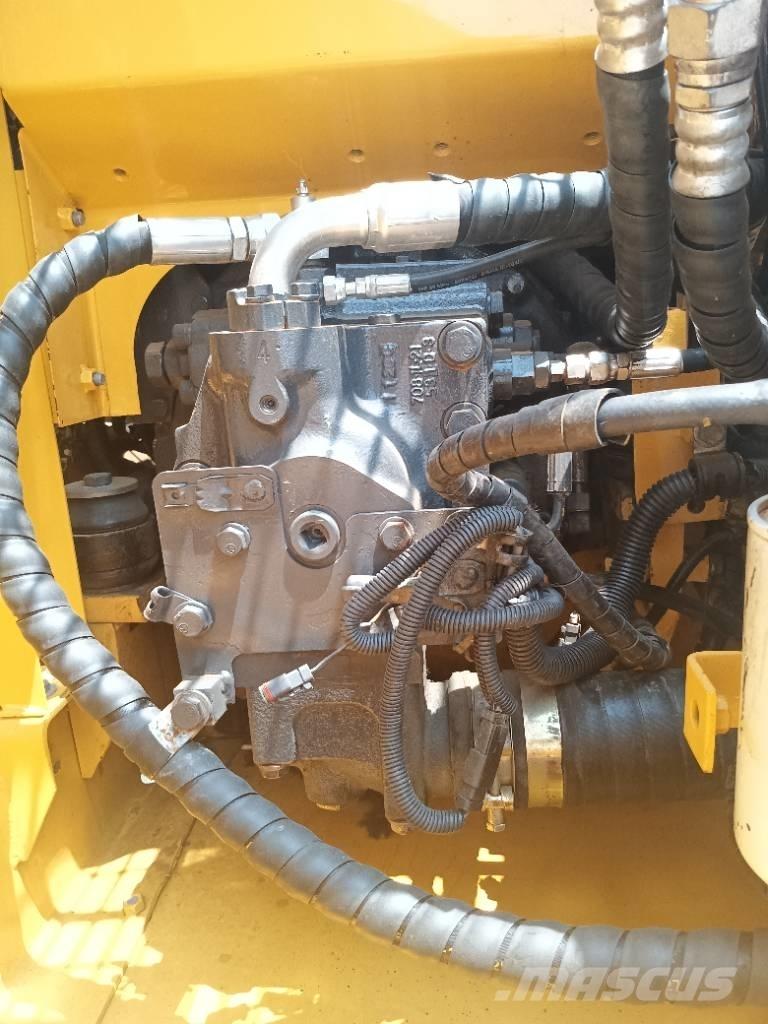 Komatsu PC 130 履带挖掘机