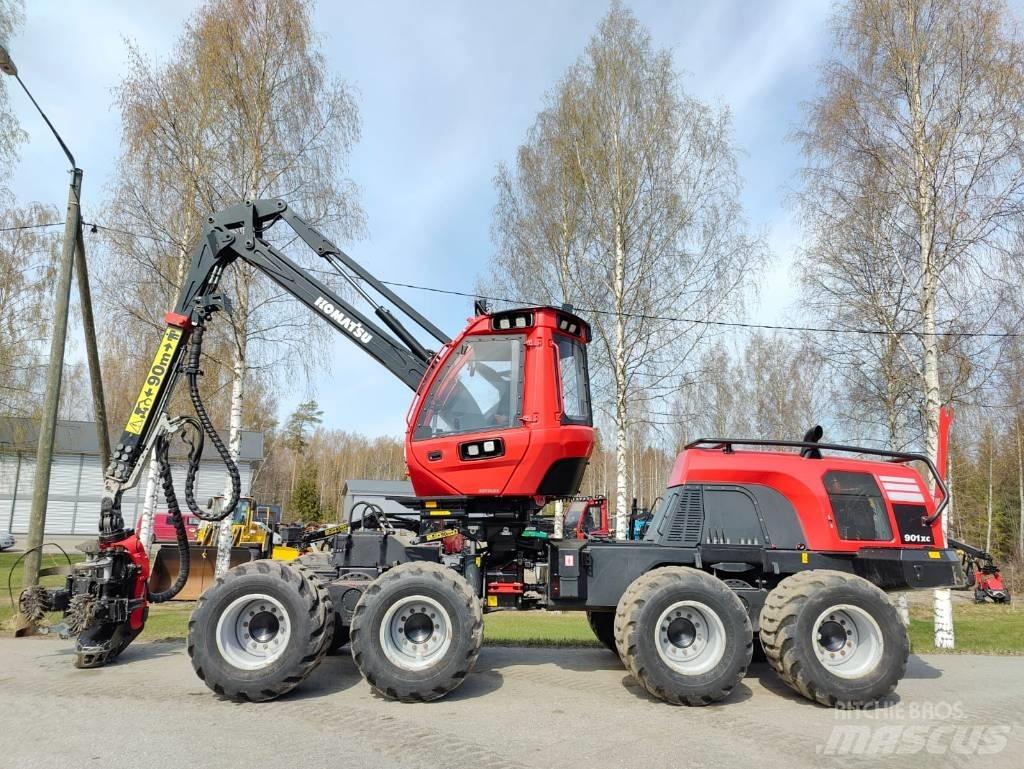 Komatsu 901 XC 收割机