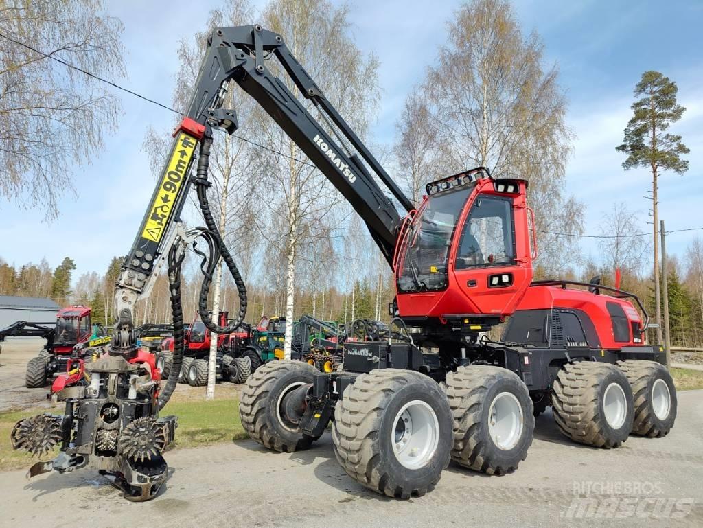 Komatsu 901 XC 收割机