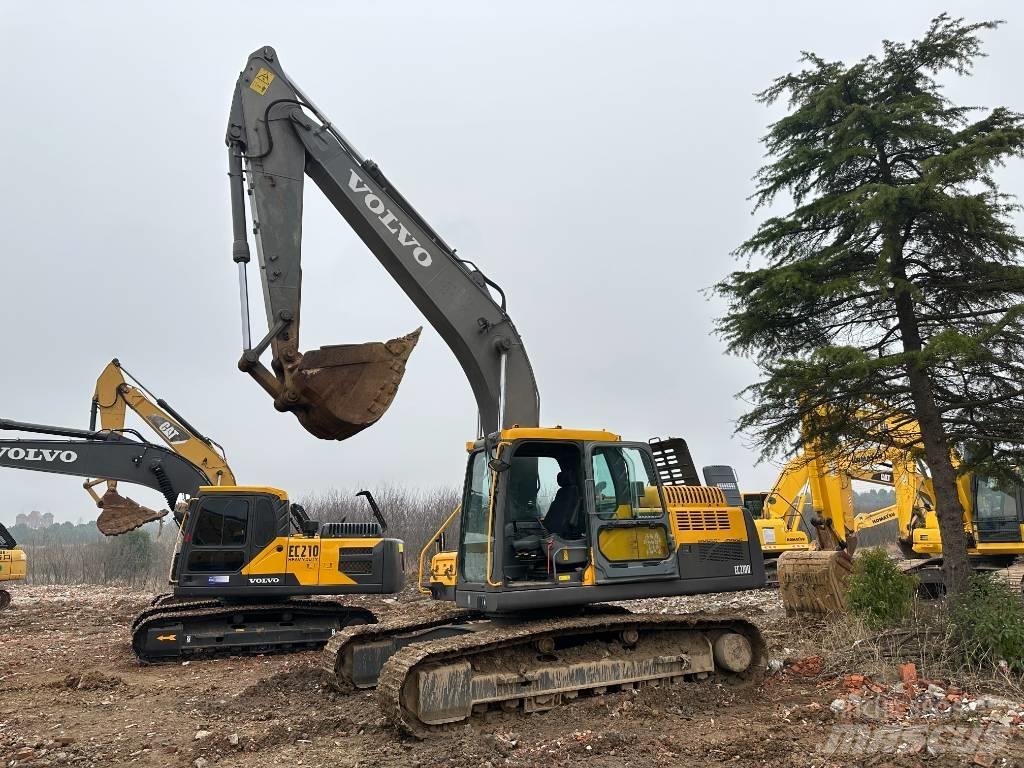 Volvo EC 210 履带挖掘机
