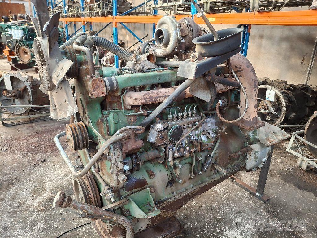 Volvo TD120A 发动机