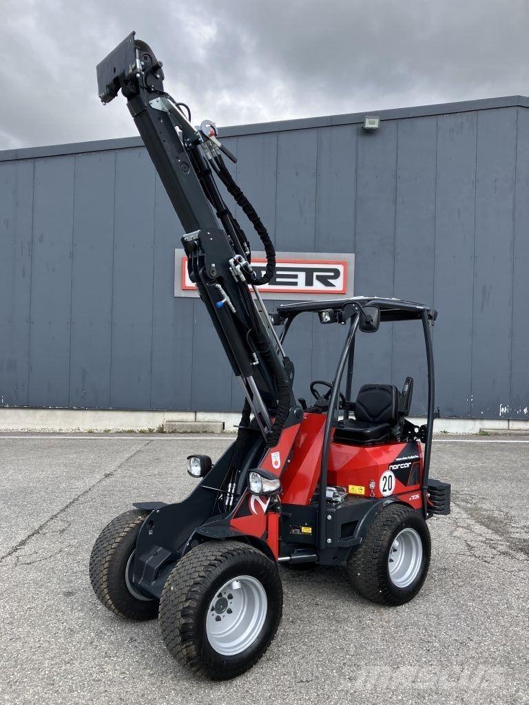 Norcar A 7035 小型装载机