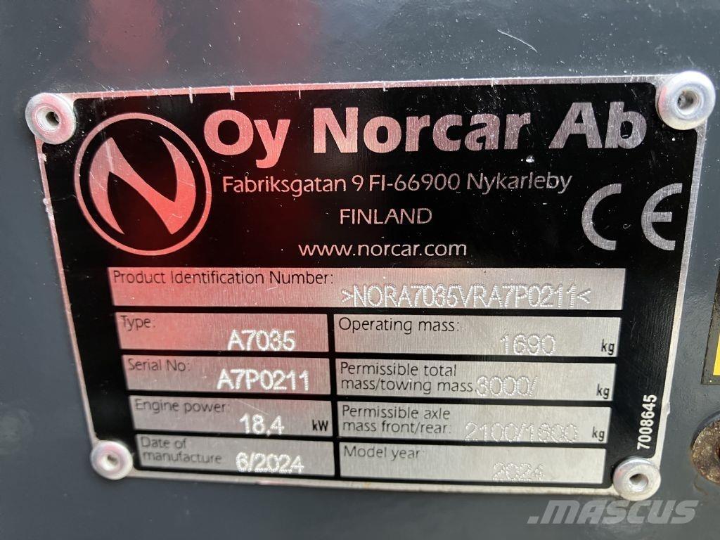 Norcar A 7035 小型装载机