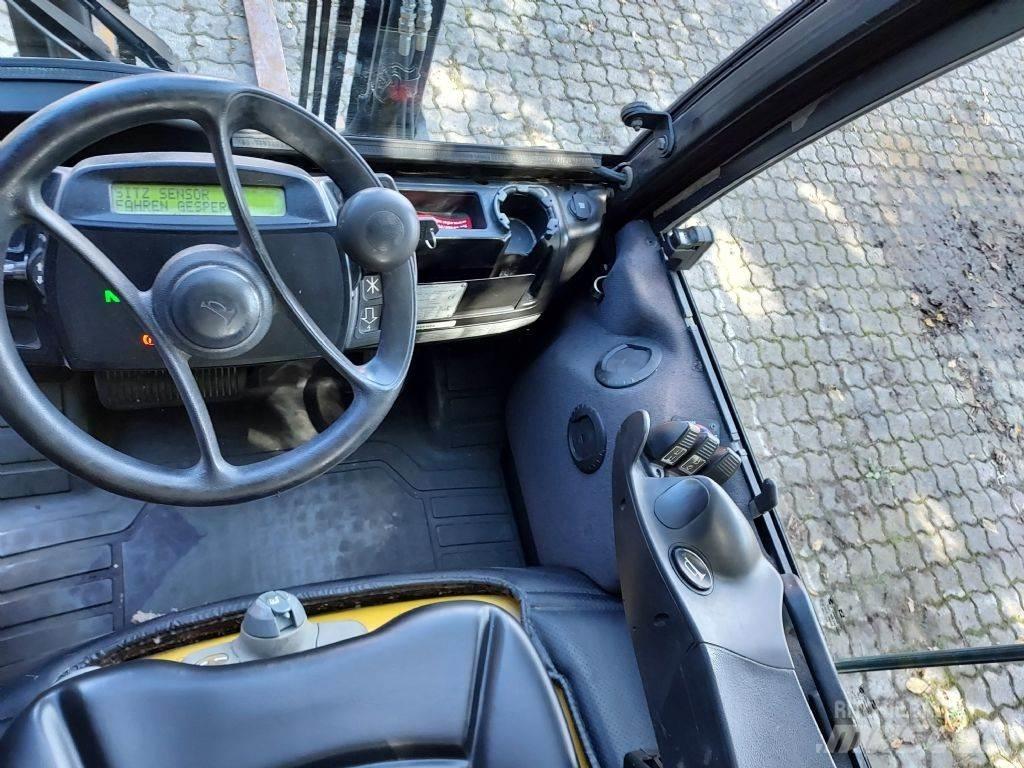 Yale GLP 25VX 天然气叉车