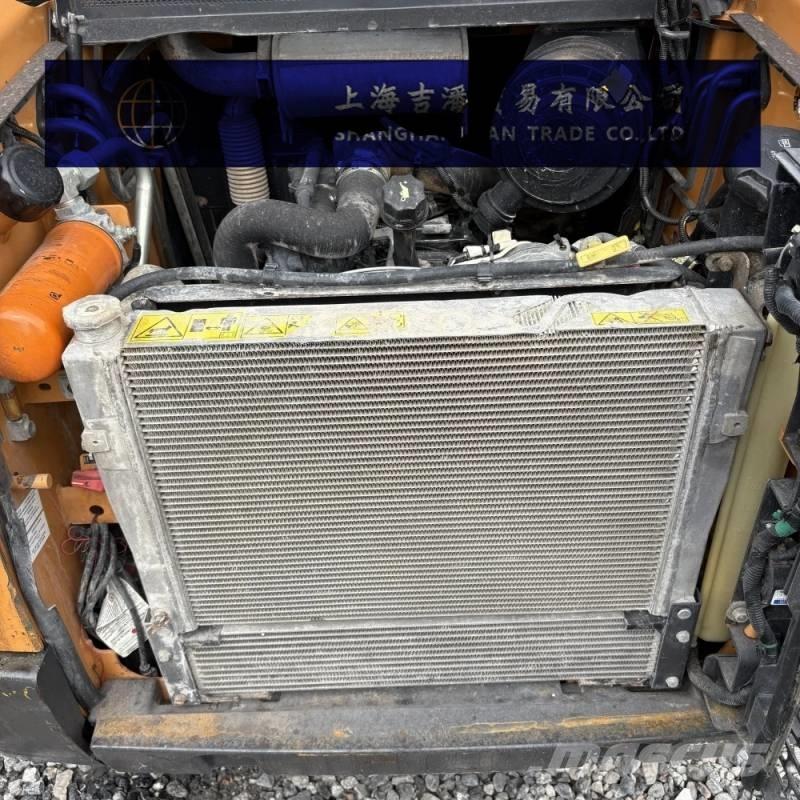 CASE SR 200 滑移装载机