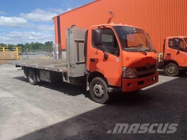 Hino 195 平板栏板货车