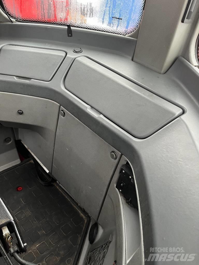 Komatsu 911.6 收割机