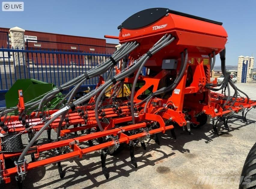 Kubota TD1001F 条播机