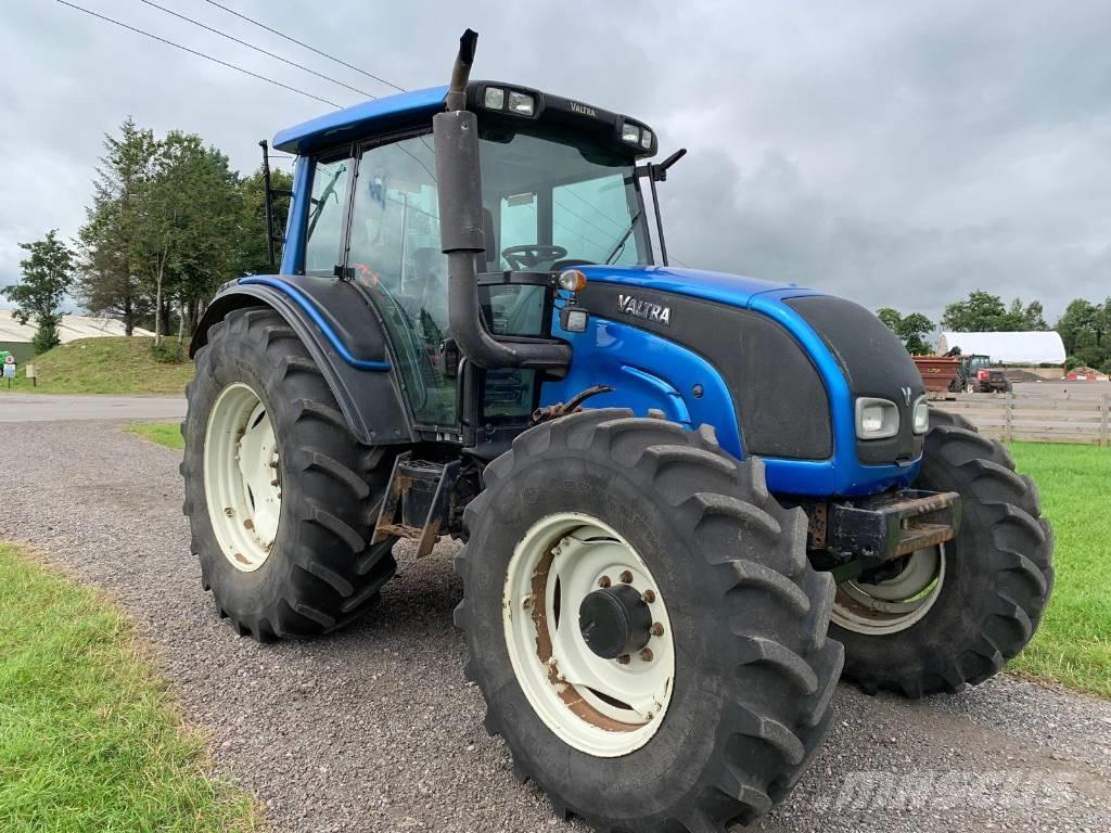 Valtra N141 Tractor 林业拖拉机