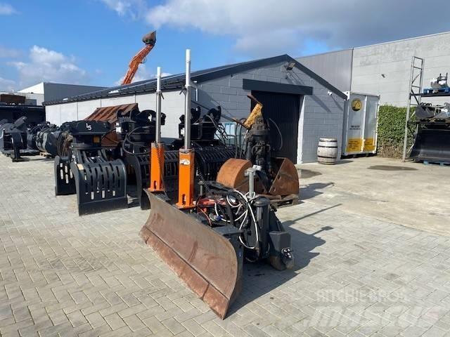 Takeuchi TL 230 滑移装载机