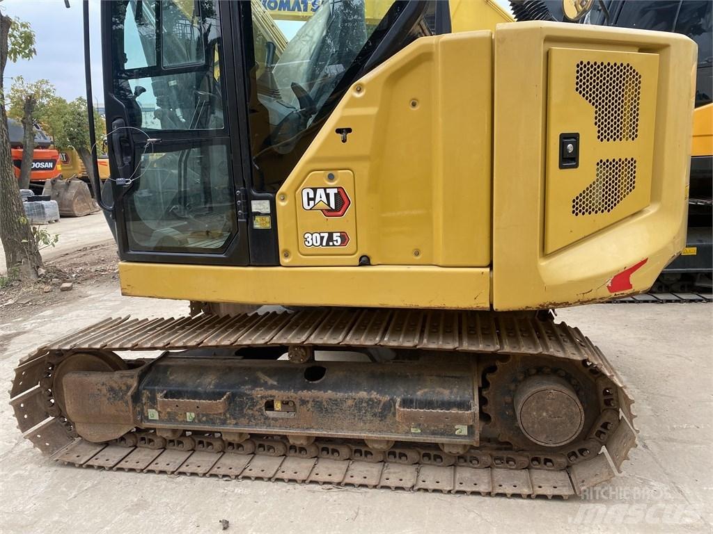 CAT 307.5 中型挖掘机