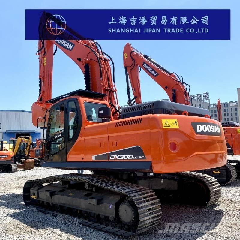 Doosan DX 300 履带挖掘机