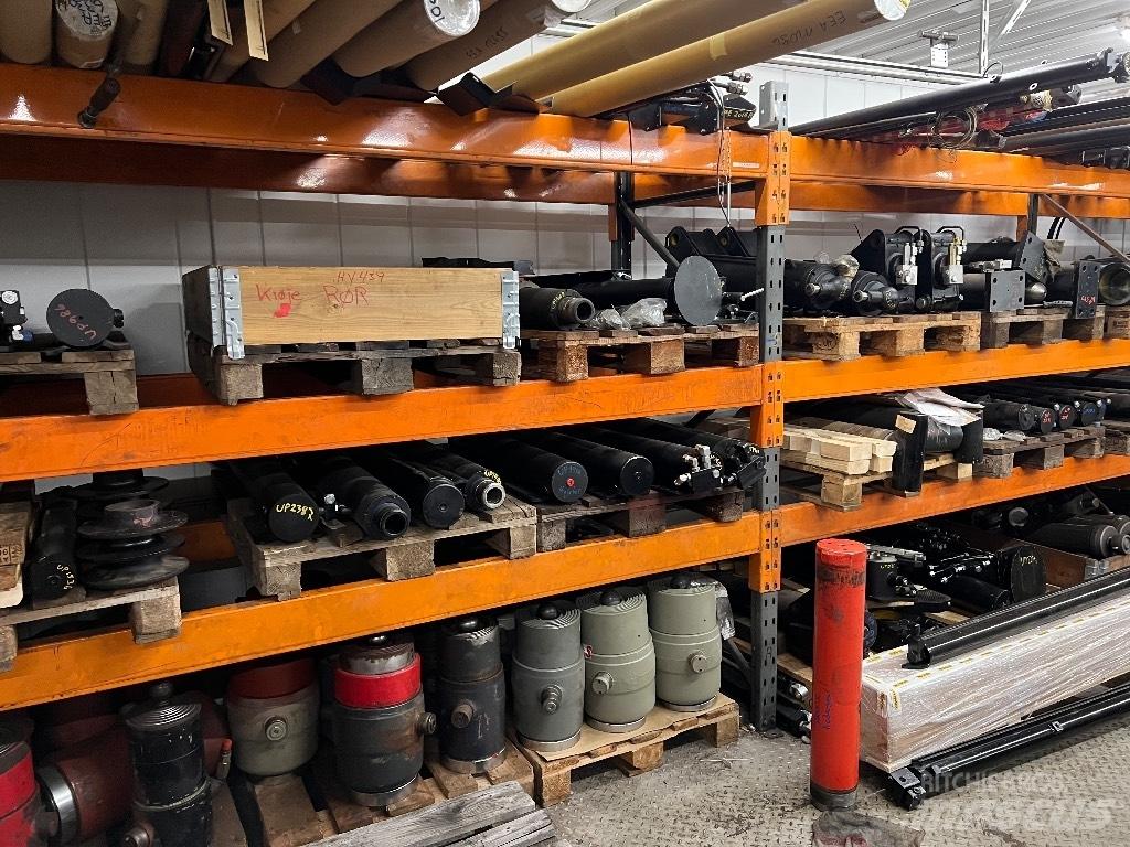 Hiab Spareparts 装卸运输配件