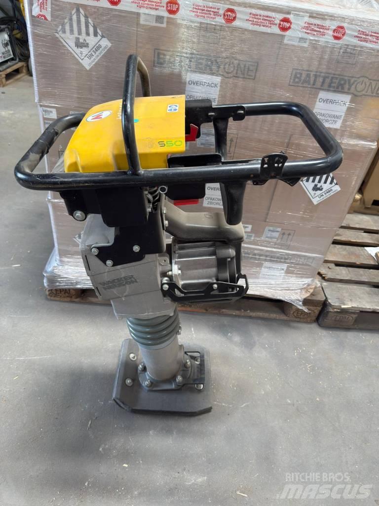 Wacker Neuson AS50e 匝道机