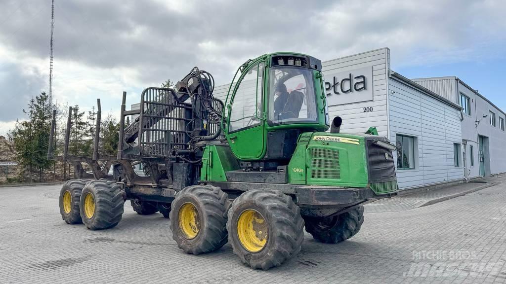 John Deere 1010 E 集运机
