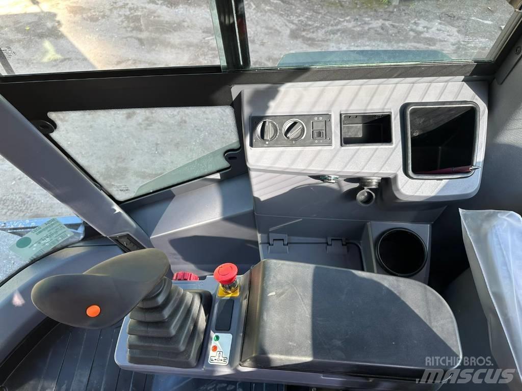 Hamm HC 130i 单轮压路机