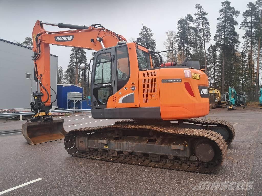 Doosan DX 235 LCR-5 履带挖掘机