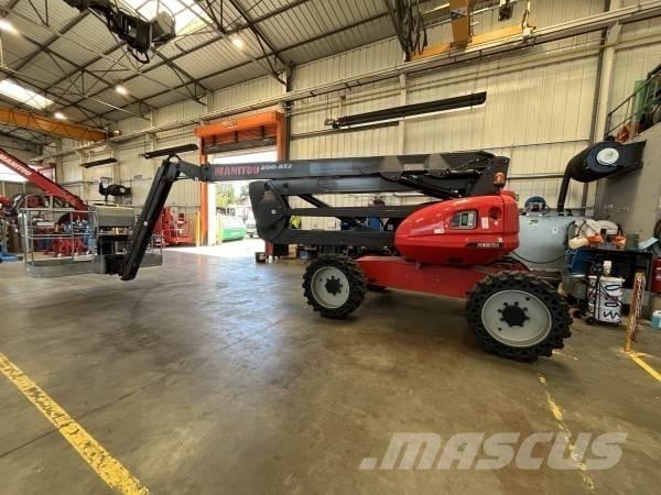 Manitou 200ATJ 曲臂高空工作平台
