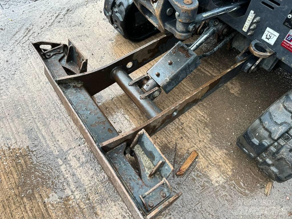 Bobcat E17z 小型挖掘机