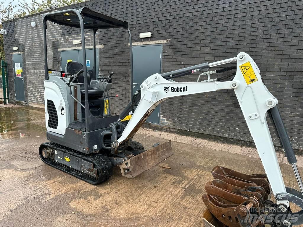 Bobcat E17z 小型挖掘机