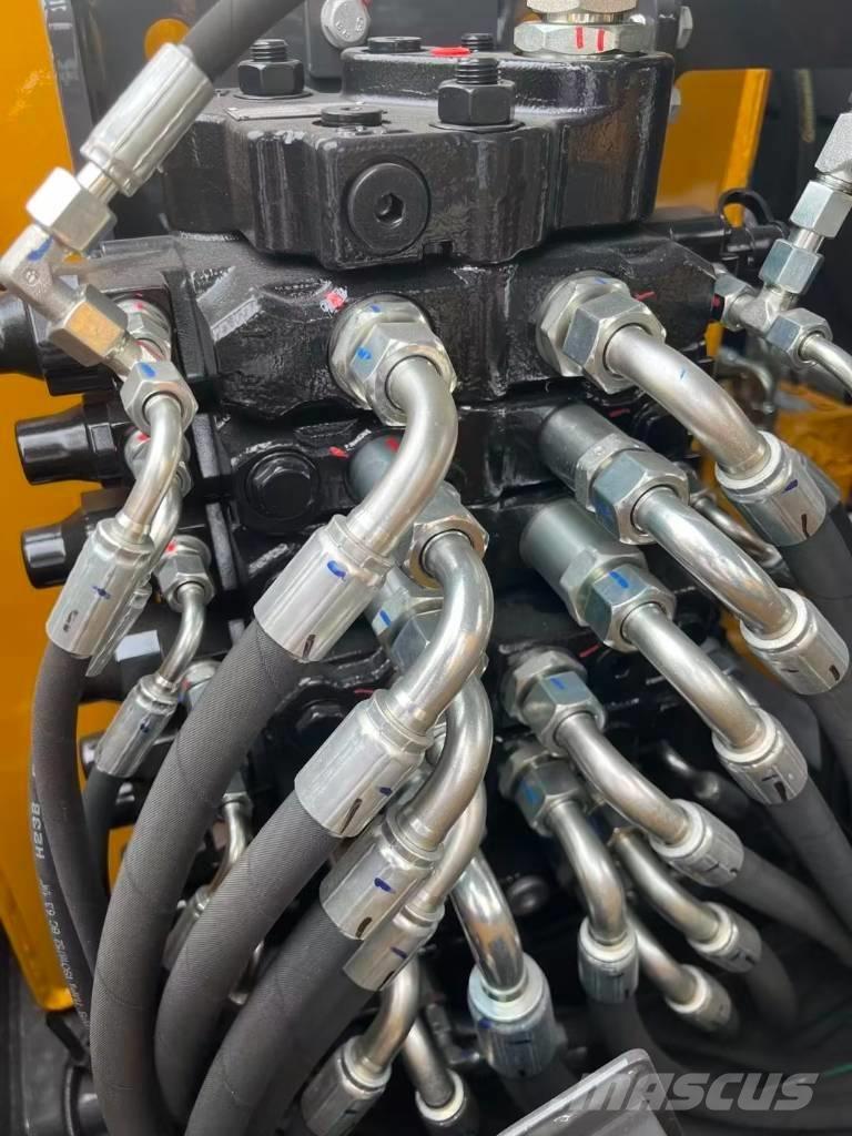 XCMG XE55GA 小型挖掘机