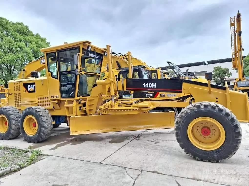 CAT 140 H 平地机/推土机