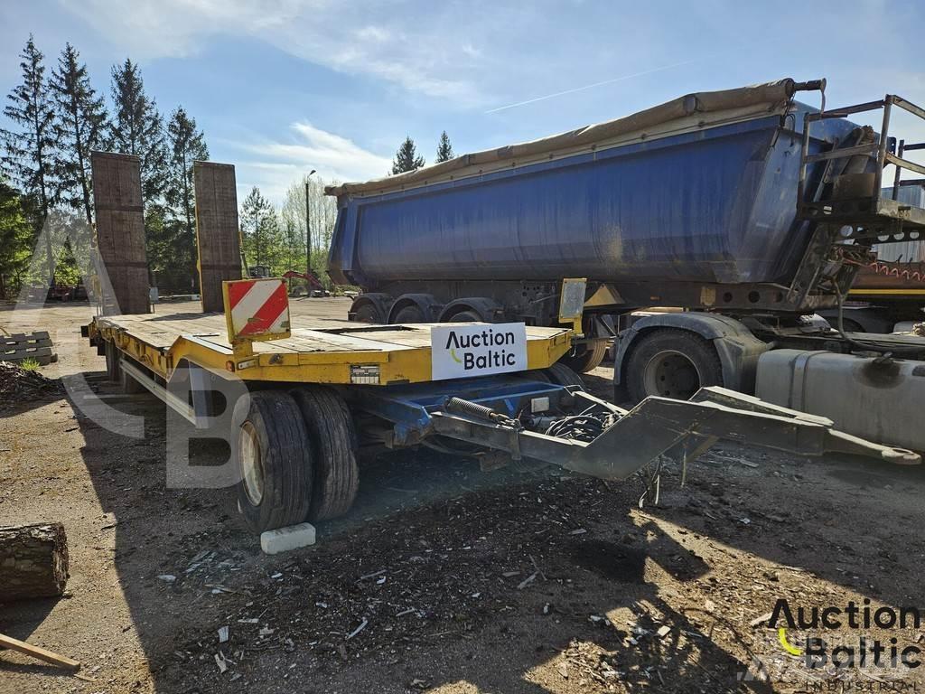 Müller-Mitteltal  侧帘半挂车