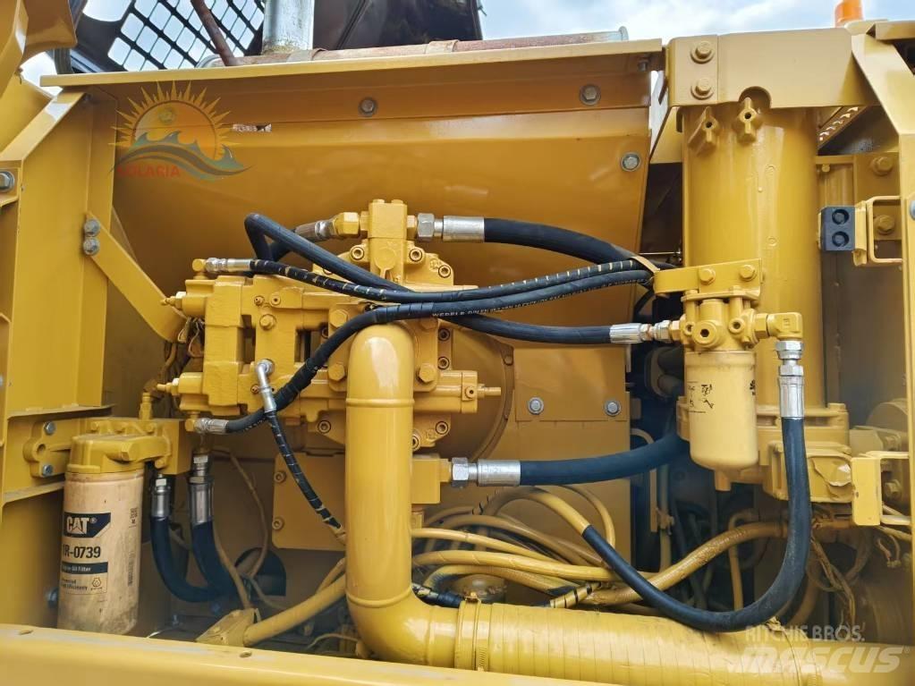 CAT 325 B L 履带挖掘机