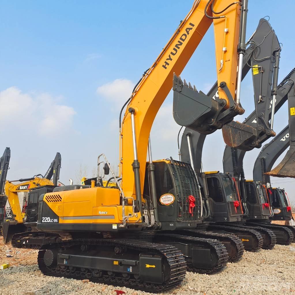 Hyundai R220LC-9S 履带挖掘机