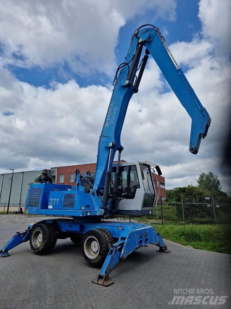 Fuchs MHL 331 工业挖掘机