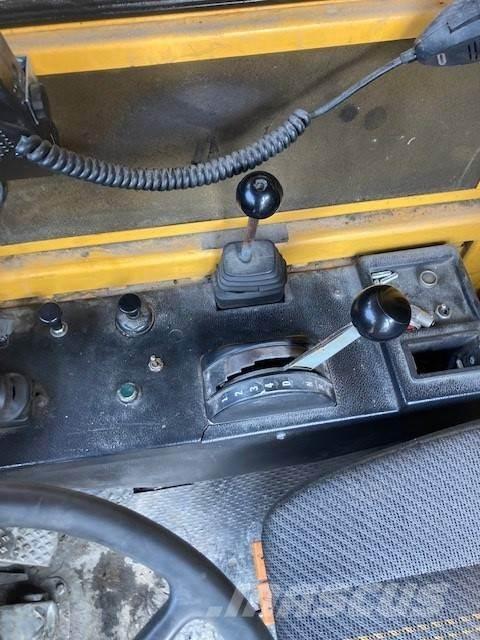 Euclid R32 4kpl 刚性自卸车