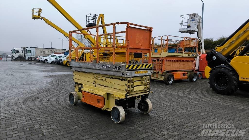 JLG 3246 ES 剪叉式升降机
