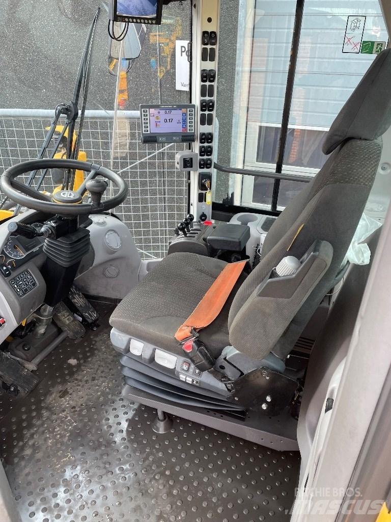 Volvo L90H 轮式装载机