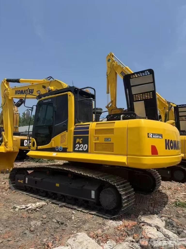 Komatsu 220LC-8 履带挖掘机