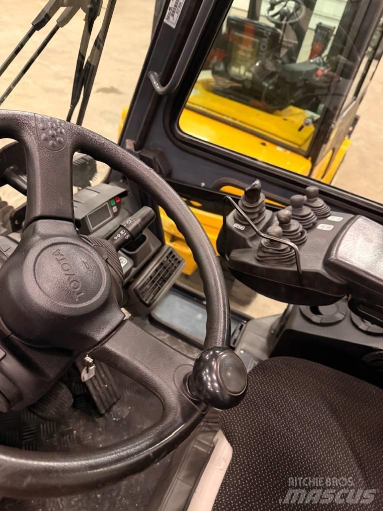 Toyota 7FDA50 柴油叉车
