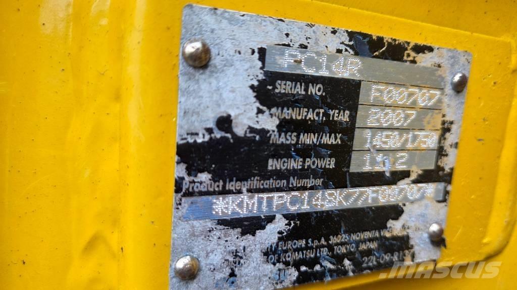 Komatsu PC 14 R 小型挖掘机