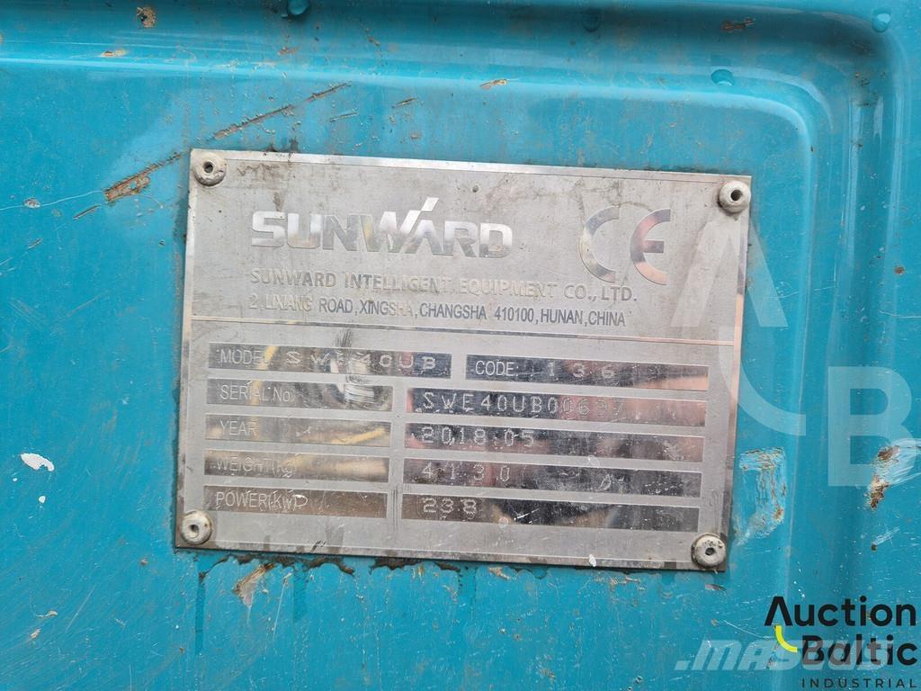 Sunward SWE40UB 小型挖掘机