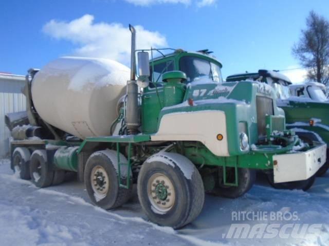 Mack 600 其他货车