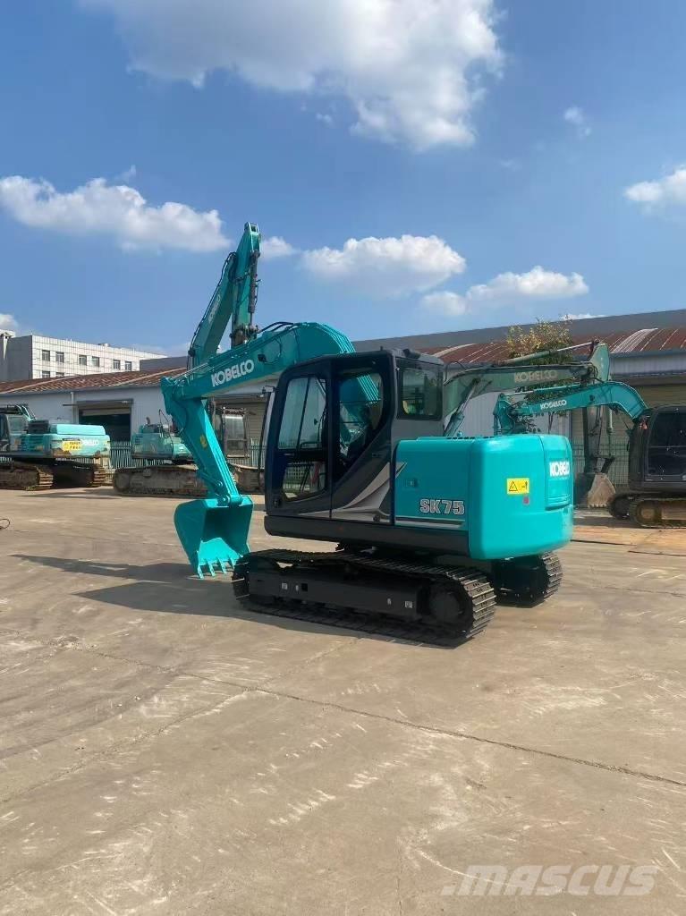 Kobelco SK75-11 履带挖掘机