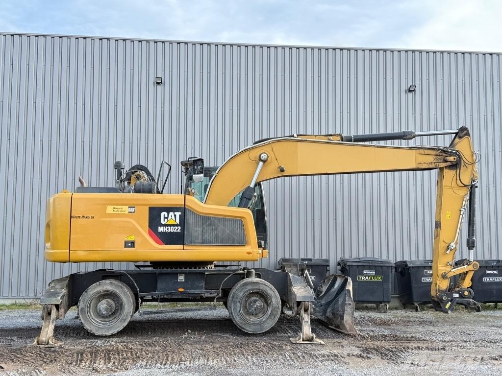 CAT MH3022 工业挖掘机