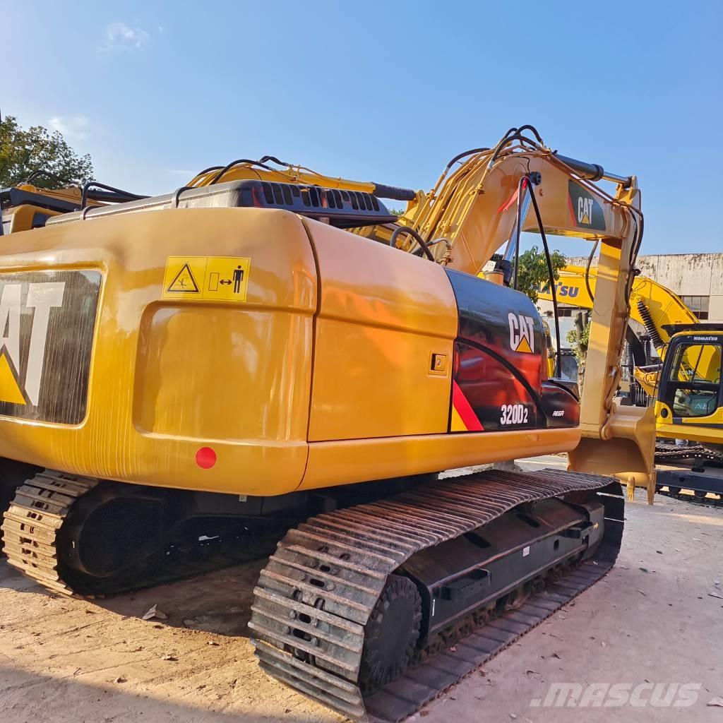 CAT 320  D 履带挖掘机