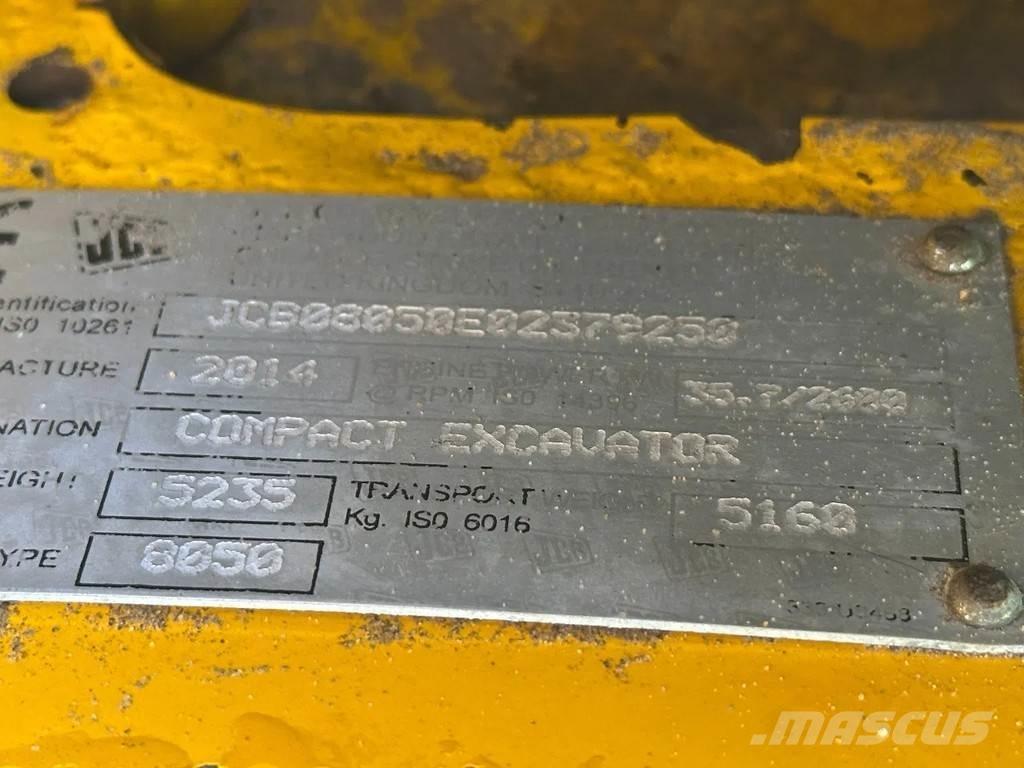 JCB 8050 小型挖掘机