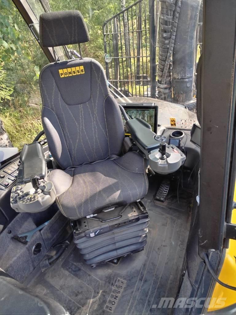 Ponsse Buffalo 8W 集运机