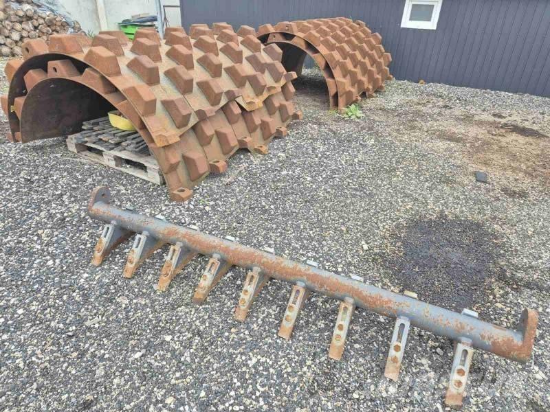  Road roller shell 滚筒