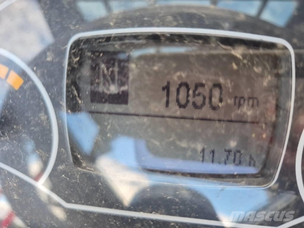 Manitou MLA 2-25 H 小型装载机