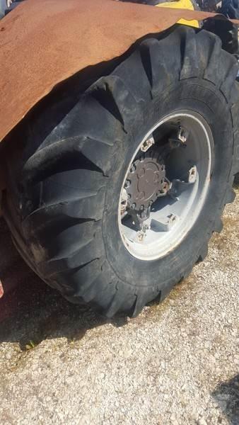  Pneus 16.9R24 轮胎、车轮、轮圈