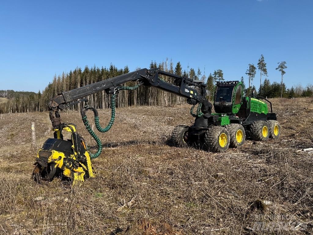 John Deere 1270 G 收割机