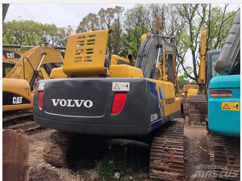 Volvo EC 210 B LC 履带挖掘机